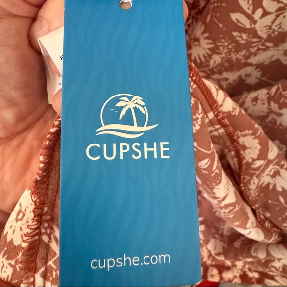 NWT Cupshe Floral Plunging Dolman Sleeve Cover-Up Size M - Picture 7 of 9